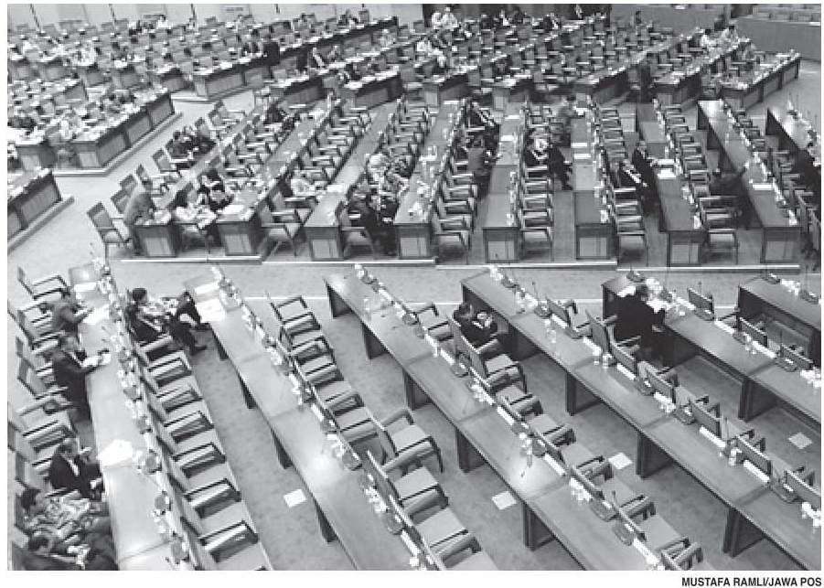 UU Kinerja Kian Mendesak